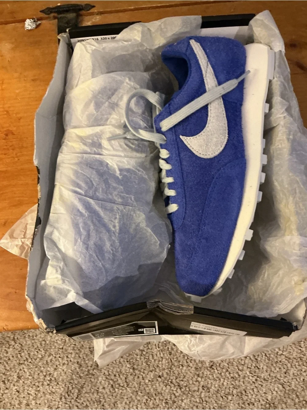 Nike Daybreak SP Hyper Royal Blue. IQ0635-400 men’s 8.5 women’s 10 no lid on box